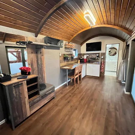 Eszla 1 Free Large Secure Parking Апартаменты